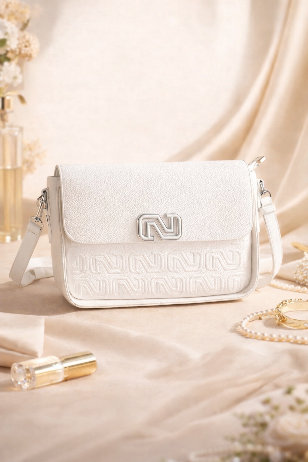S Style White